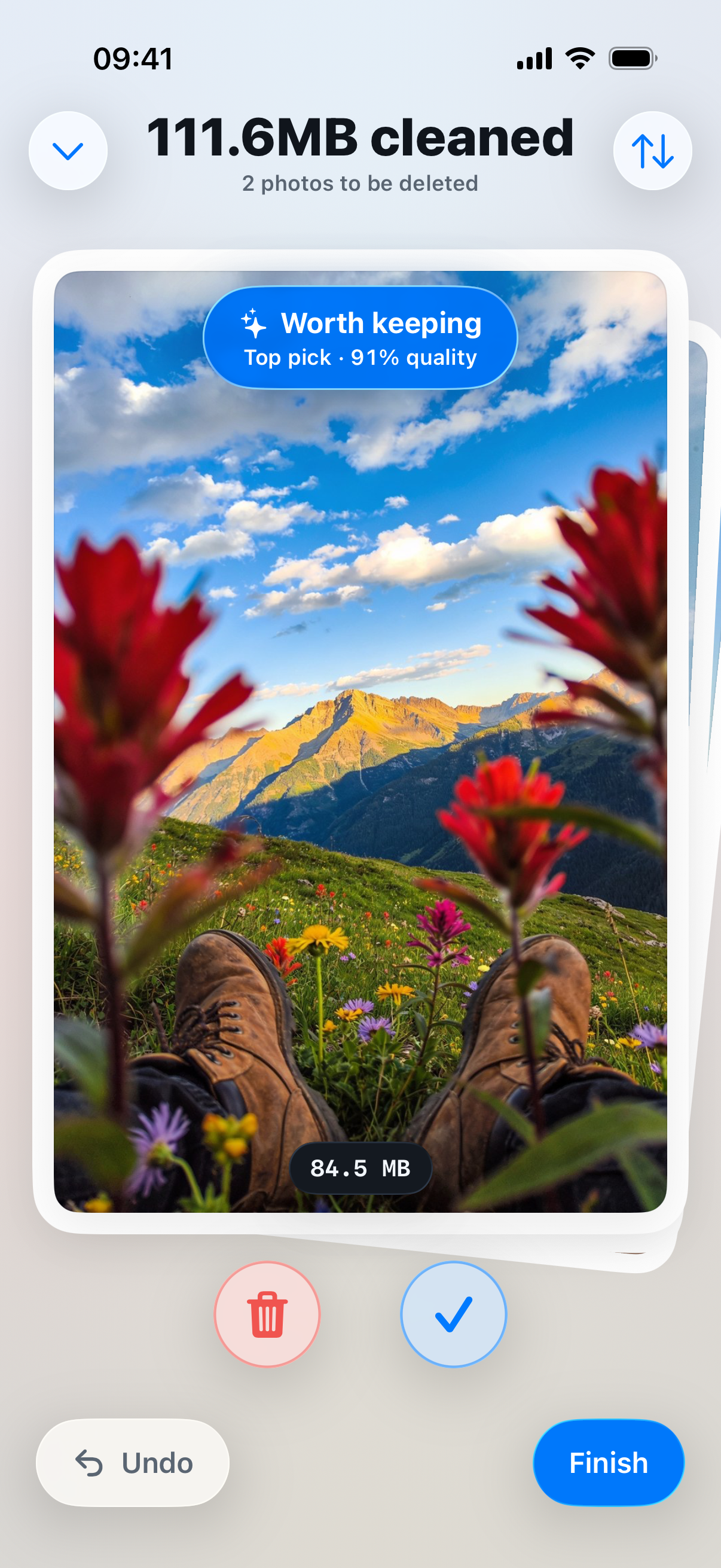 Keepsweep showing one photo at a time, with the storage freed counting up